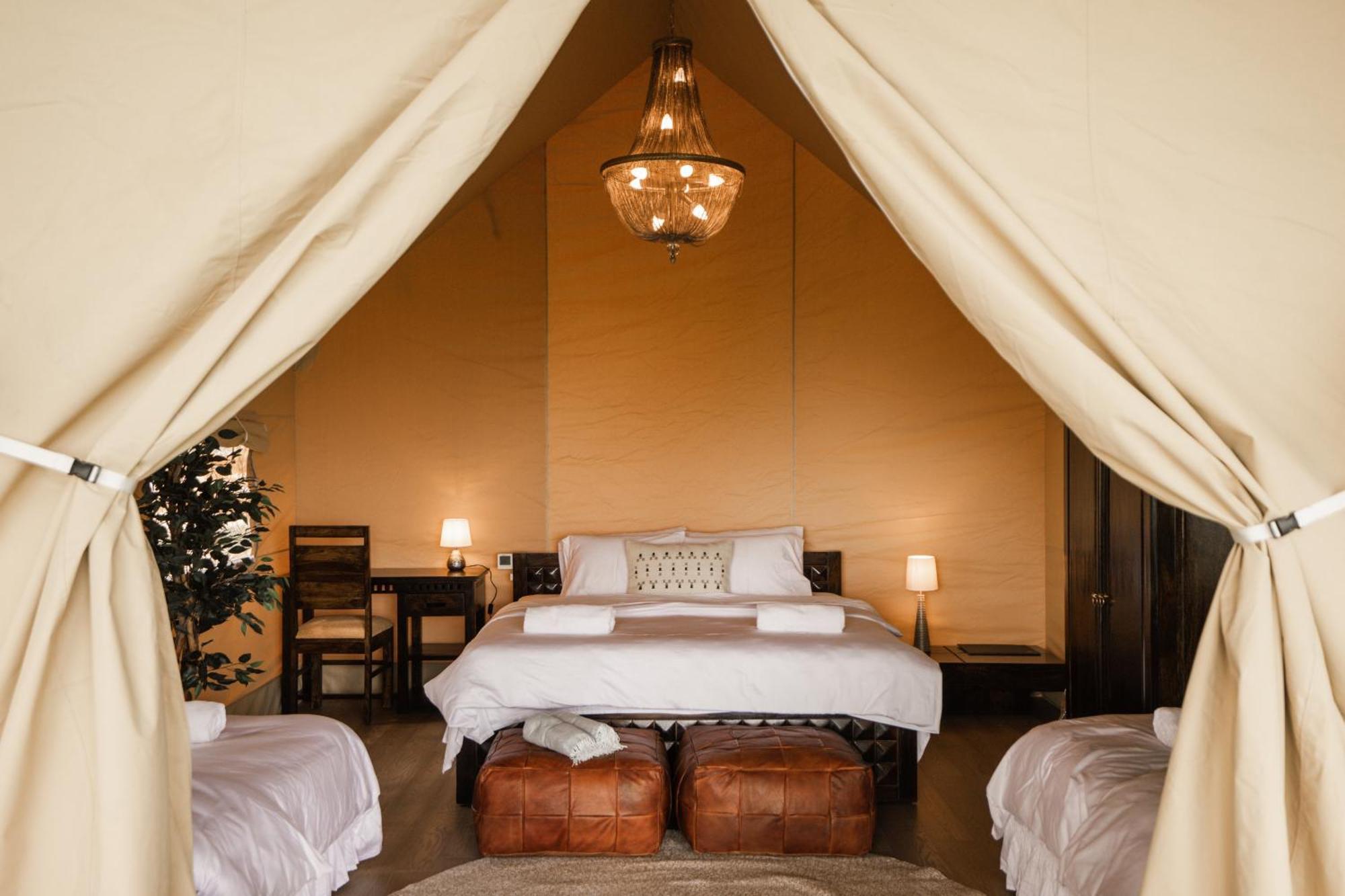 Mia Glamping Hotel Orissaare Exterior foto