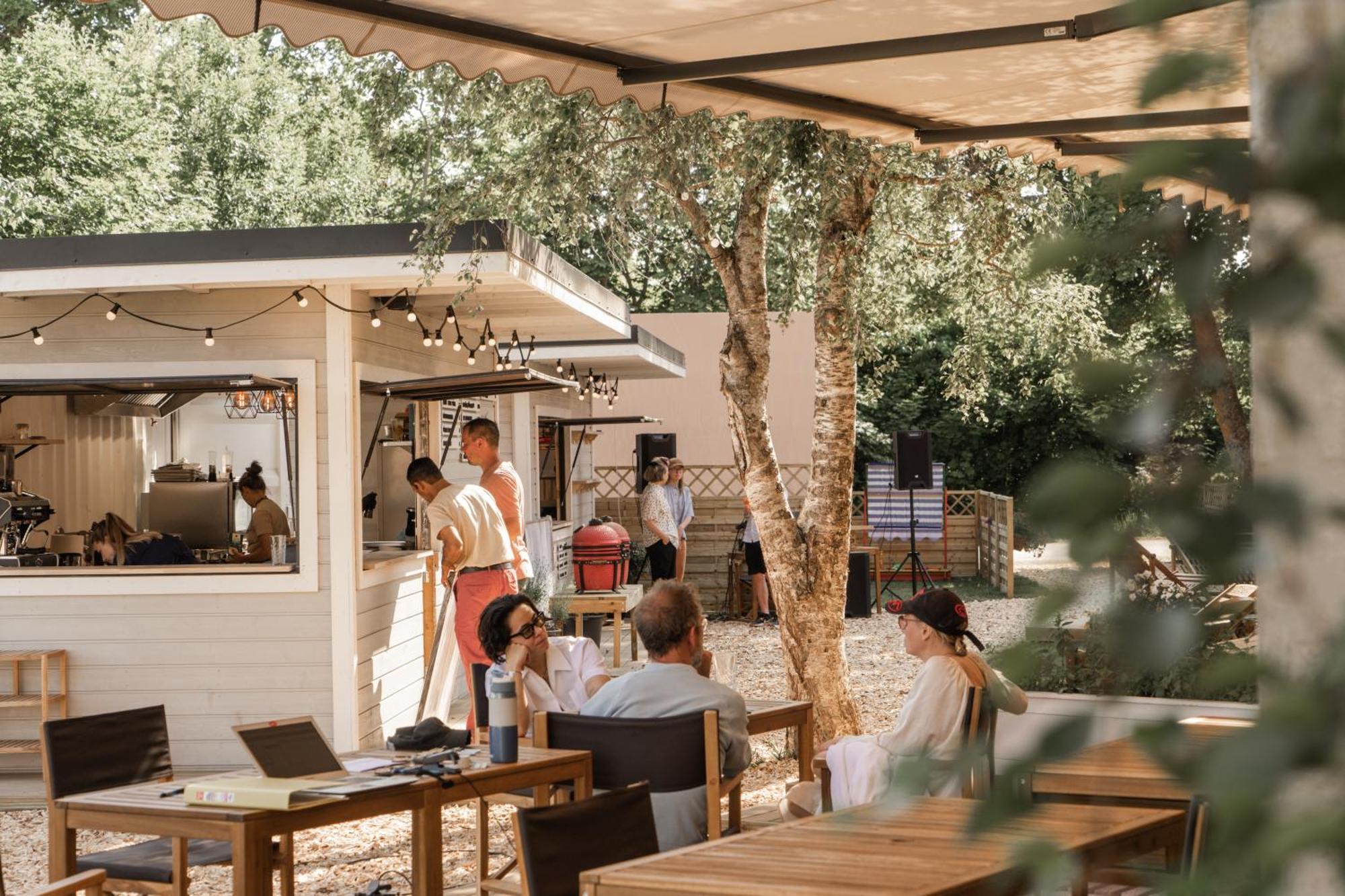 Mia Glamping Hotel Orissaare Exterior foto