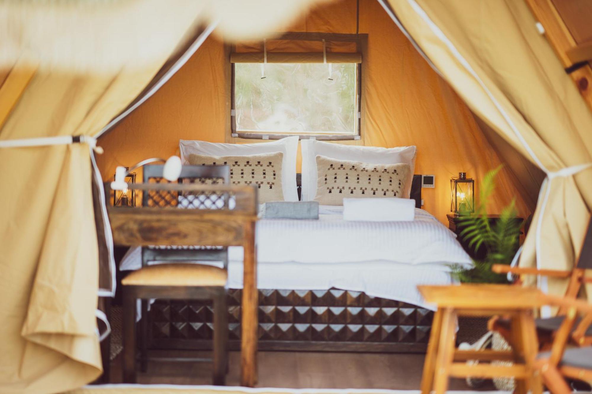 Mia Glamping Hotel Orissaare Exterior foto