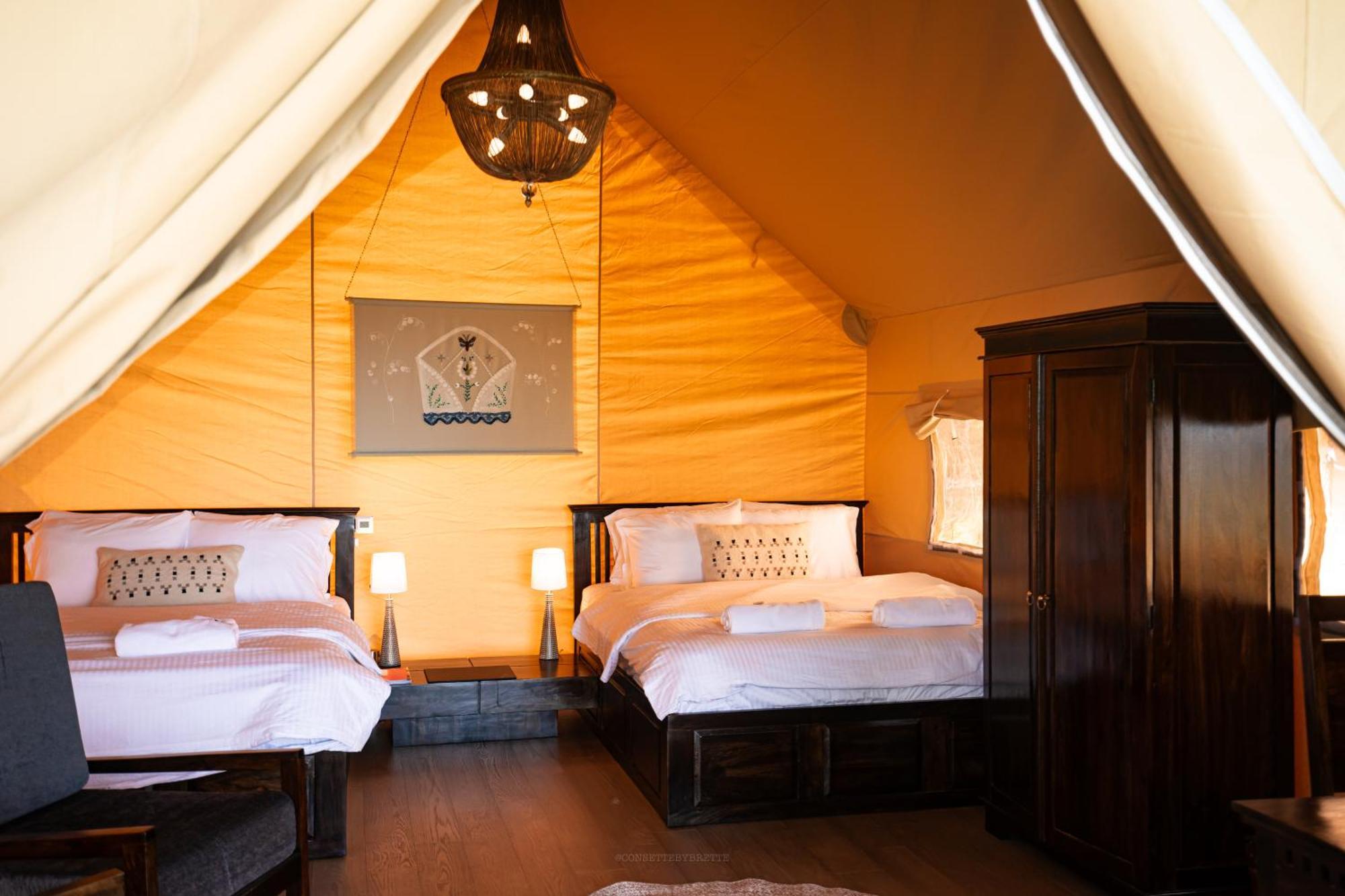 Mia Glamping Hotel Orissaare Exterior foto
